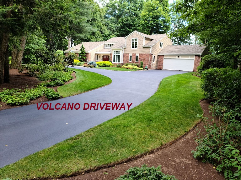 VOLCANO DRIVEWAY